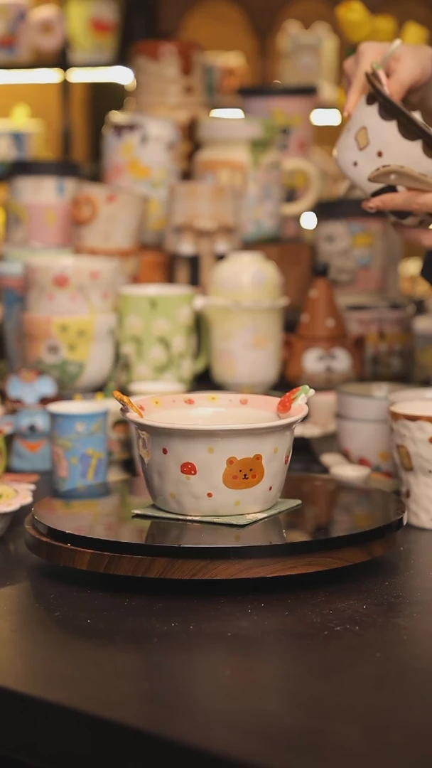 景德镇釉下彩绘设计师款式陶瓷