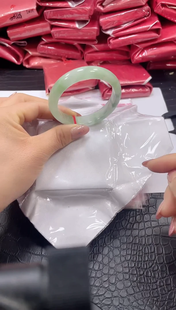 非金属无玲玲64号手镯55.9圈口