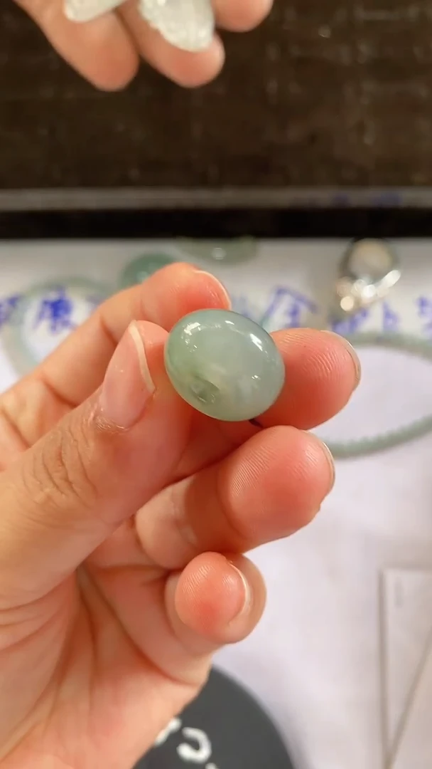 未镶嵌定制翡翠小平安扣