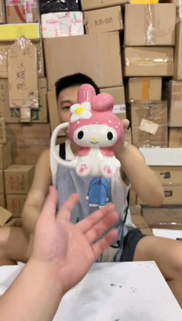 瓷片美乐蒂全身杯