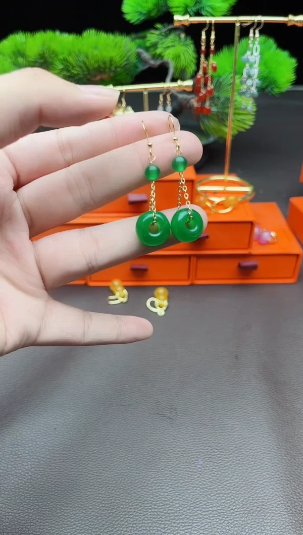 石英质玉（非洲翠）银S925镶嵌耳饰606