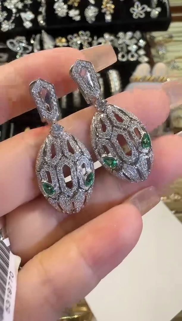 耳拍18K金镶嵌钻石灵蛇耳拍DY