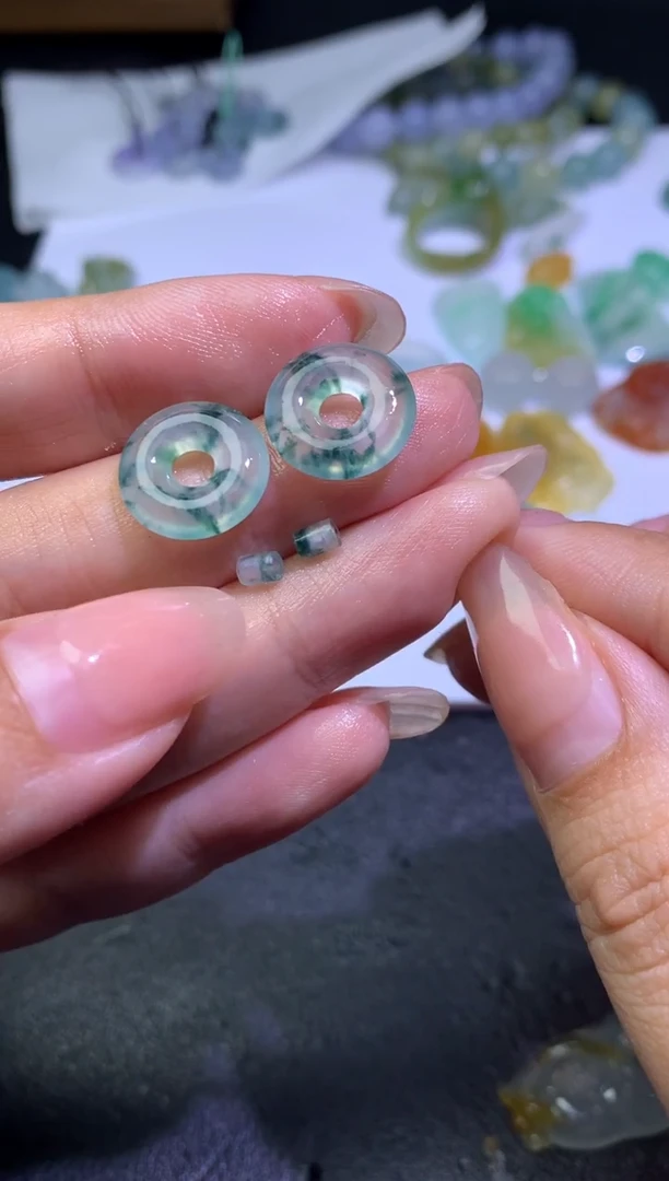 未镶嵌定制翡翠N****e毛货