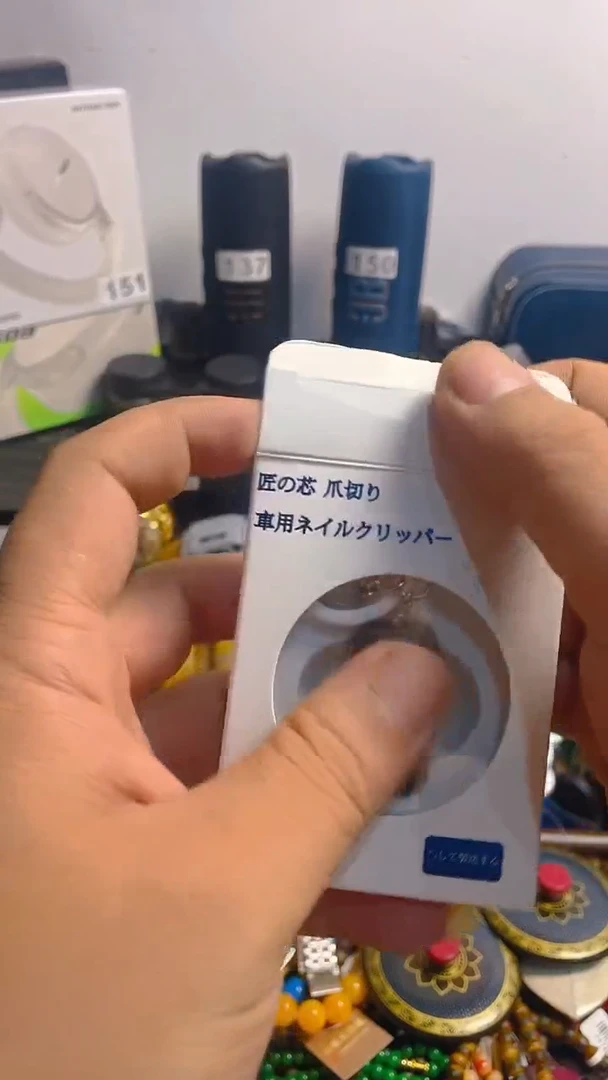 瓷片闪购商品 如图所示