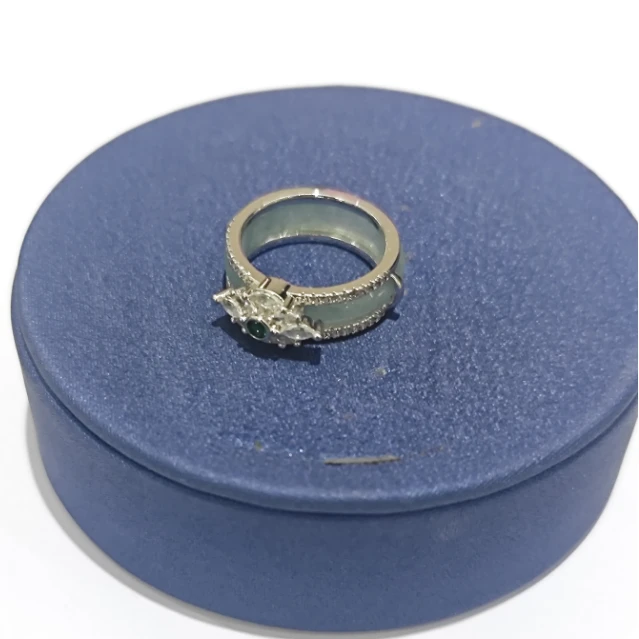 翡翠戒指翡翠高冰蓝水戒指