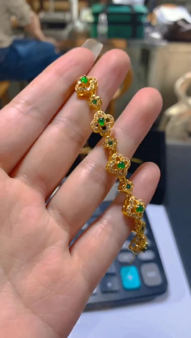 未镶嵌手链翡翠多样性发一