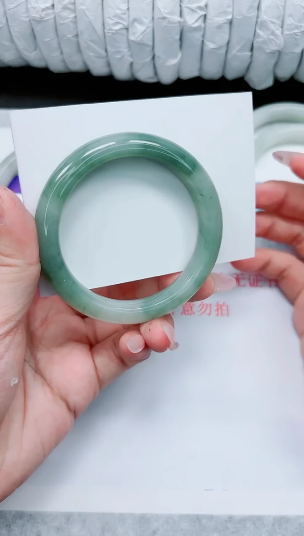 石英质玉未镶嵌手镯278-56.1