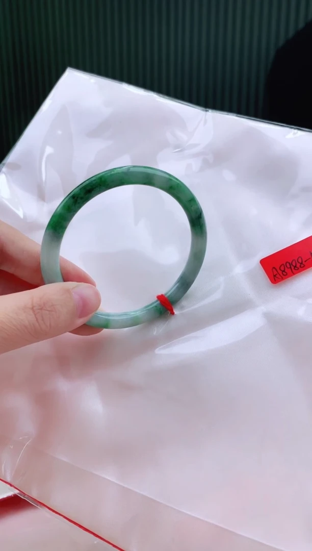 未镶嵌手镯翡翠55