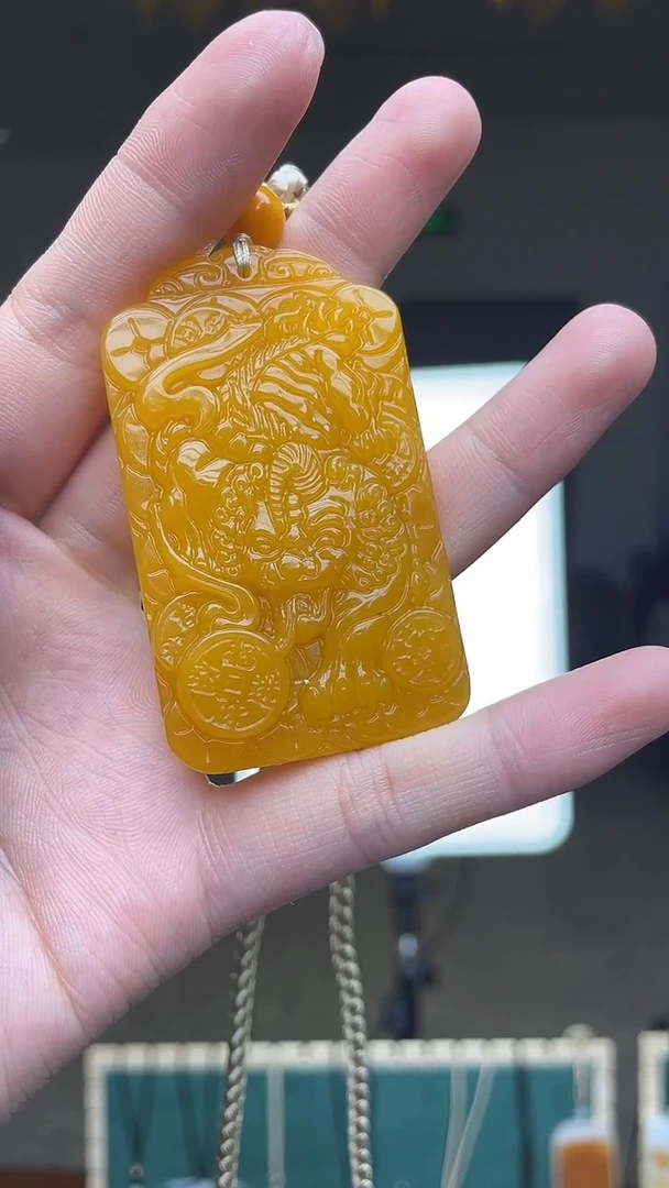 黄色的貔貅双面工多样性发货一