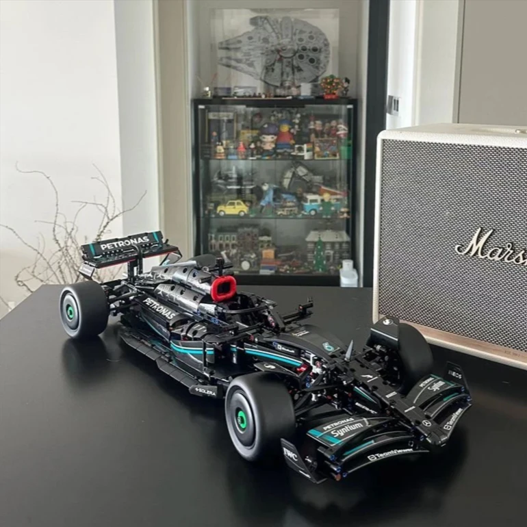 【大型积木车】梅赛德斯AMG奔驰F1赛车模型玩具高难度男孩61礼物