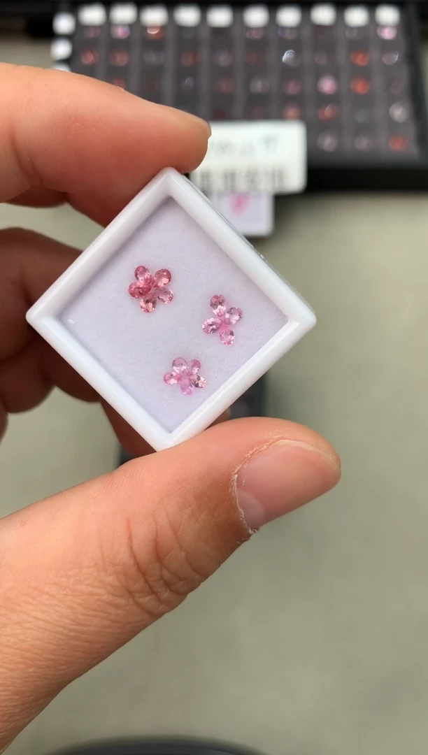 【闪购商品】定制尖晶石裸石未镶嵌0.70ct 越南尖晶石