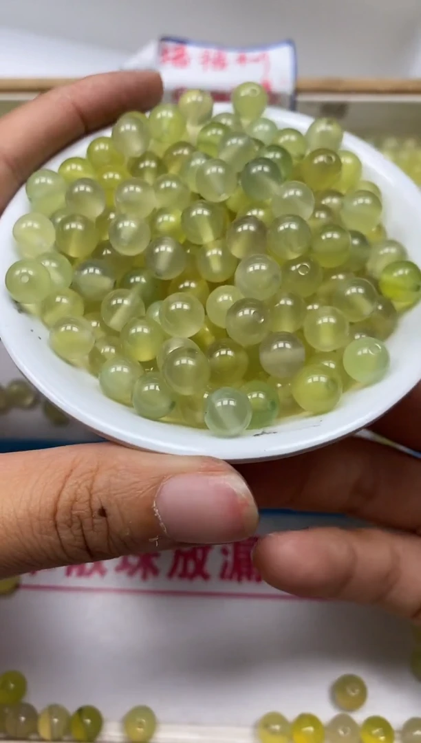 玛瑙/玉髓散珠未镶嵌B383 冰葡萄8mm25个12元