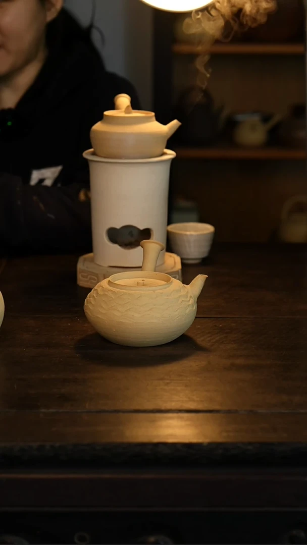 【闪购商品】白泥（水波纹）侧把约450cc