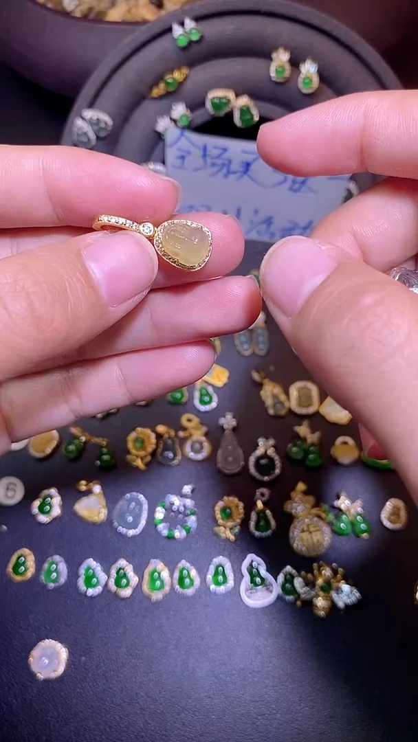 吊坠(不含链)银S925镶嵌翡翠1