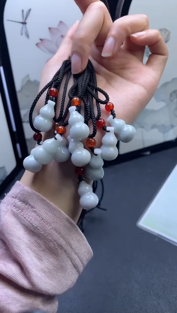 颈饰未镶嵌翡翠葫芦多样性发一