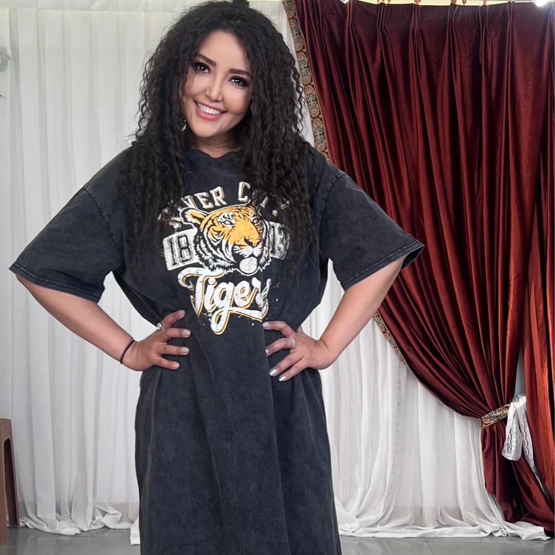 MUNAK推荐 灰色休闲卫衣裙 带图案