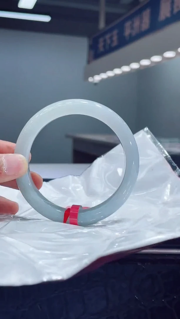 未镶嵌手镯翡翠7