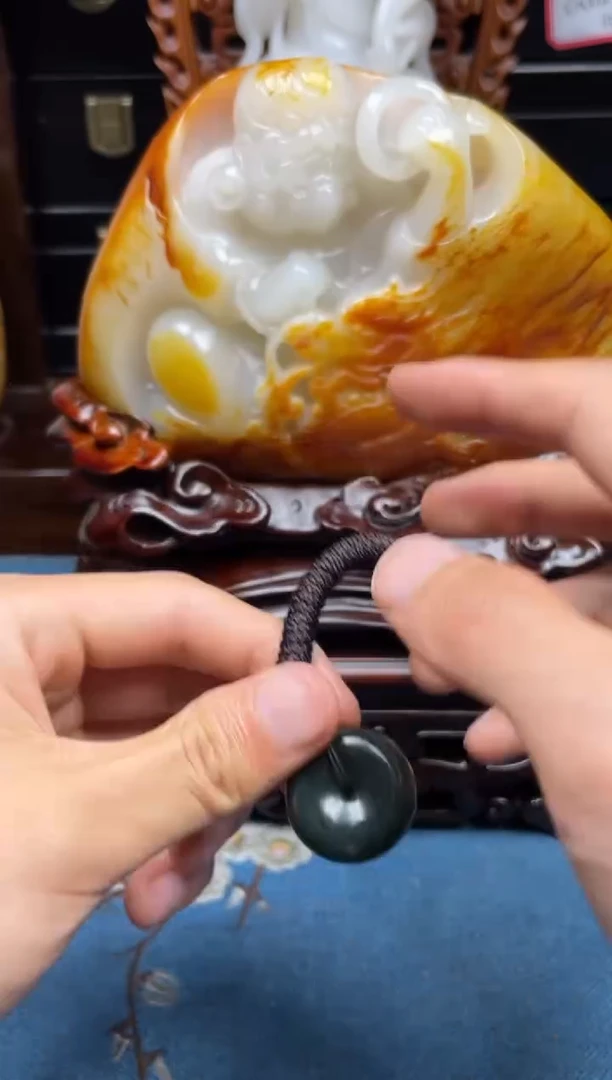 颈饰未镶嵌和田玉烈**炎1