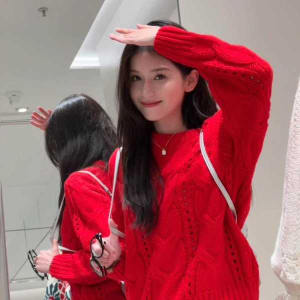 【奶芙草莓】2025年新款拜年套装女红色针织毛衣显白保暖搭配牛仔裤