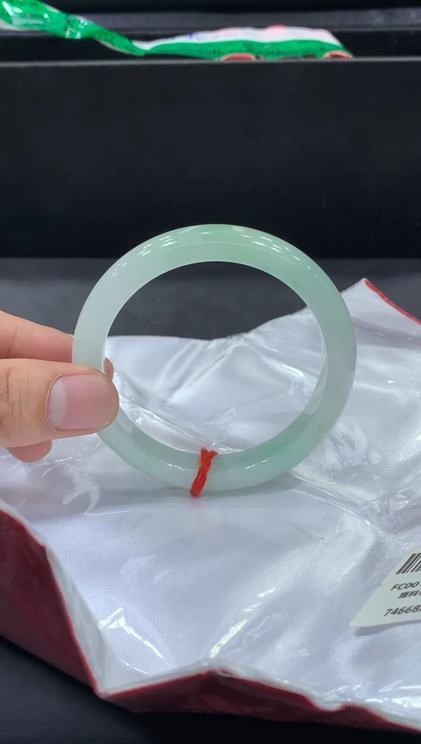 未镶嵌手镯翡翠翡翠手镯
