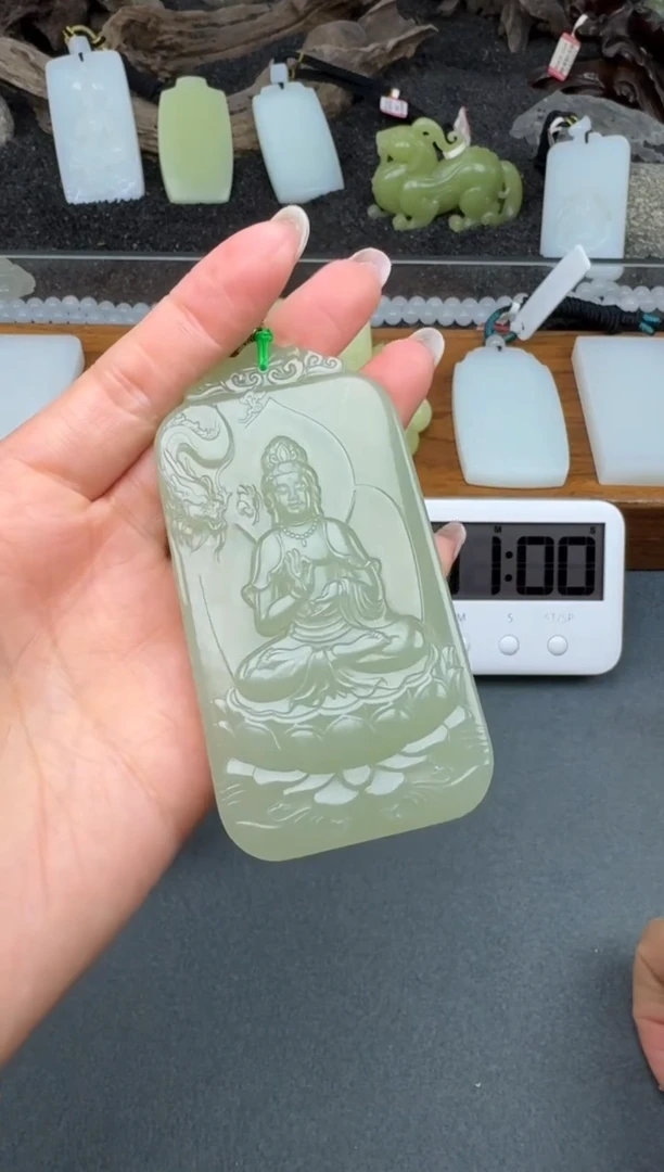 颈饰未镶嵌和田玉3