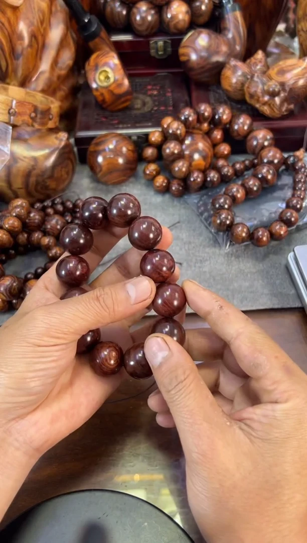 【闪购商品】黄花梨/降香黄檀手串/手链海南黄花梨2.0水波纹手串