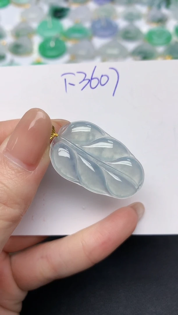 颈饰18K金镶嵌翡翠天然缅甸A货翡翠百元以上9元证书费自理