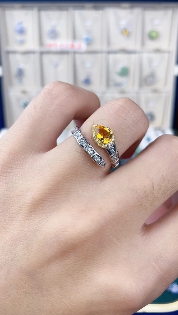 【闪购商品】黄晶戒指银S925镶嵌带证书