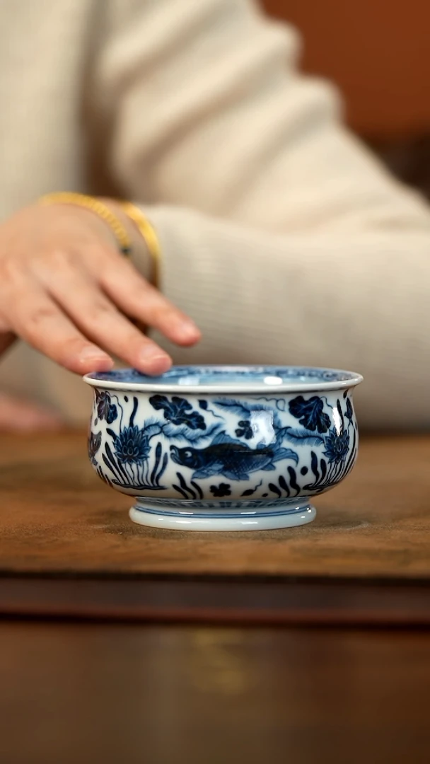 【闪购商品】青花鱼藻纹矮炉式杯