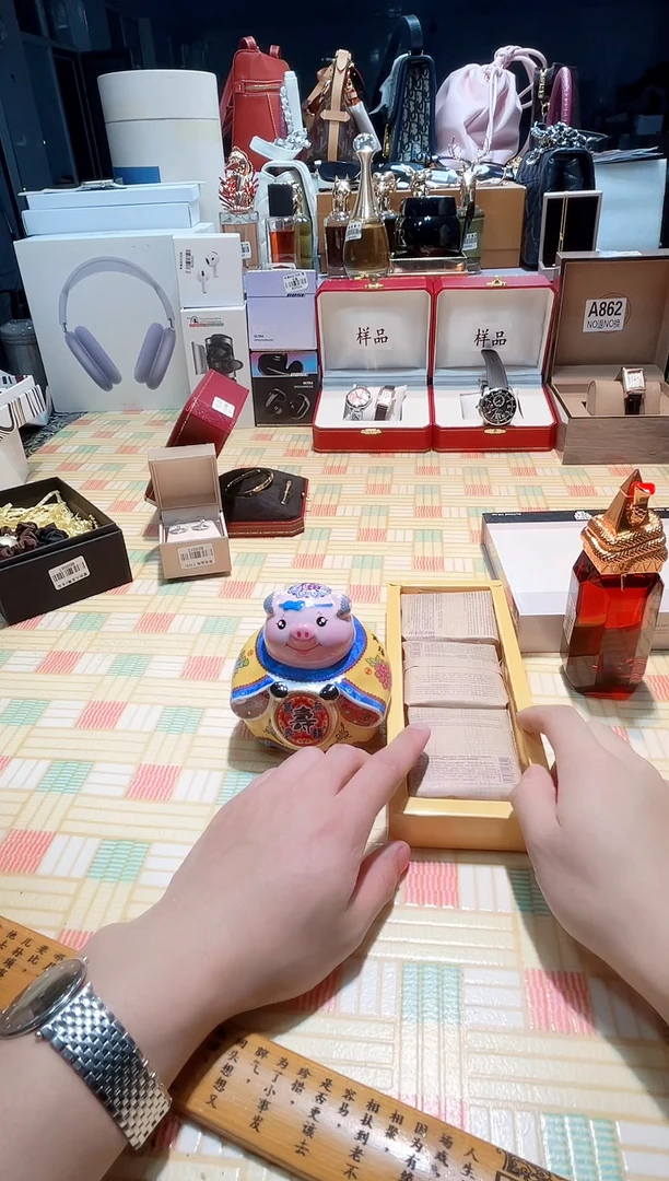 瓷片瓷器 库房到期 全部地板价@@1