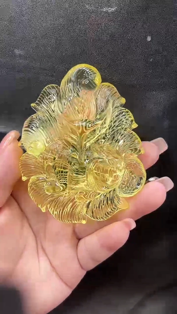 琥珀颈饰未镶嵌吊坠