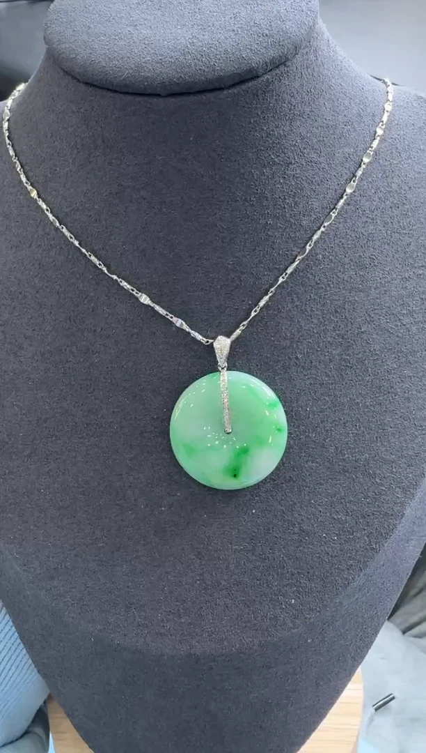 【闪购商品】翡翠颈饰18K金镶嵌YM911-6平安扣