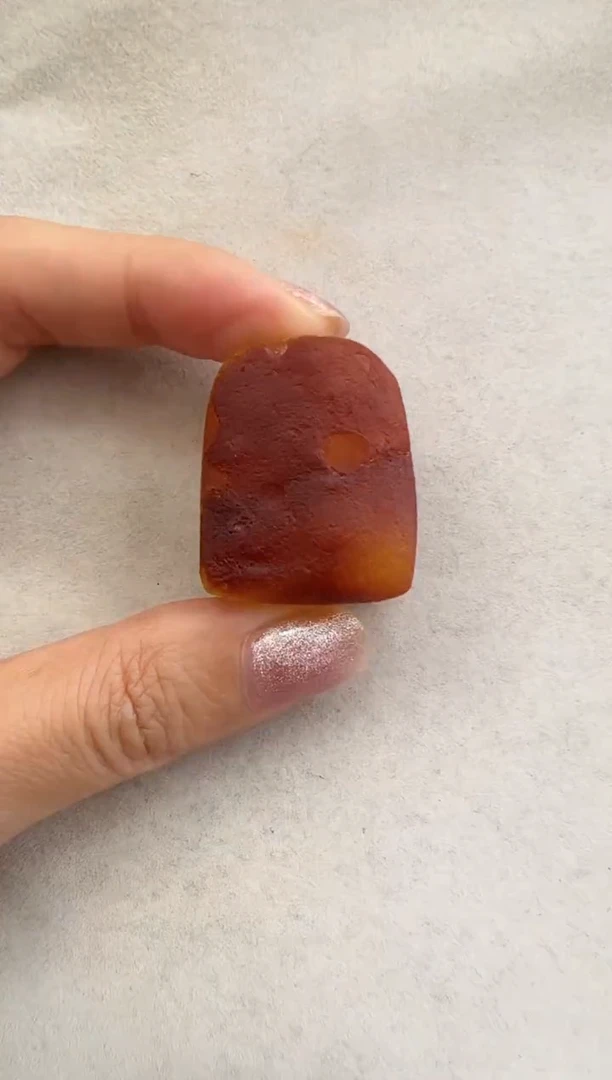 【闪购商品】琥珀裸石未镶嵌10121037-吊坠