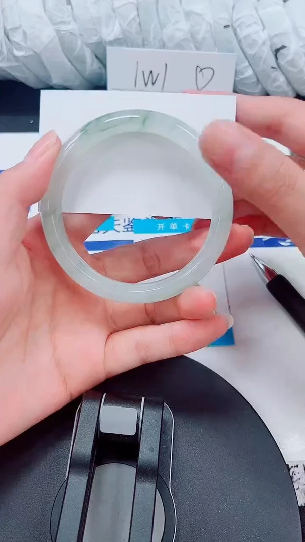 未镶嵌手镯石英质玉233-59/60