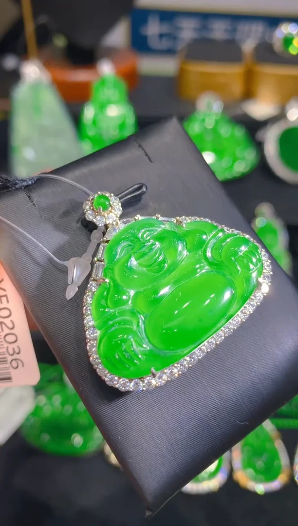 【闪购商品】翡翠颈饰银S925镶嵌28一季