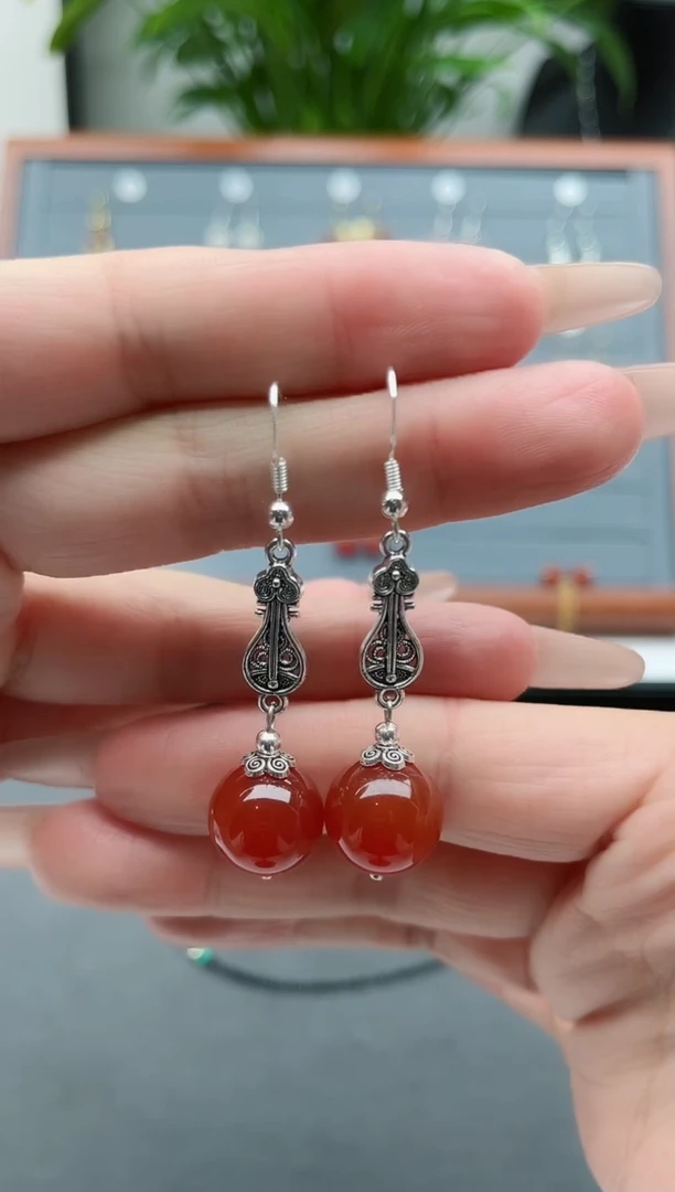 【闪购商品】南红玛瑙耳饰银S925镶嵌375