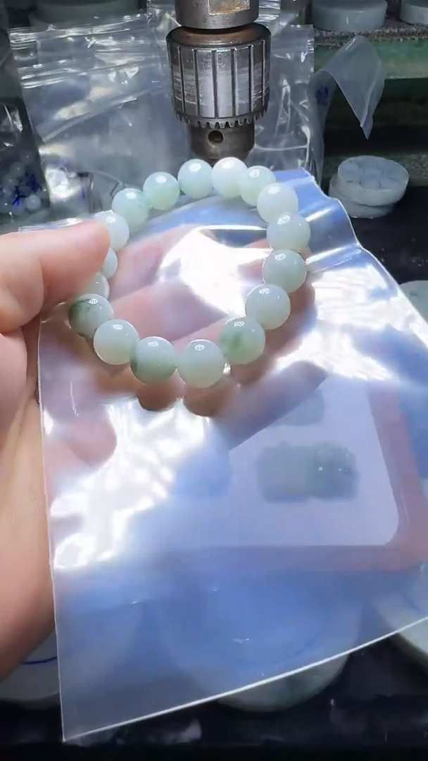 未镶嵌手链翡翠老*发一条