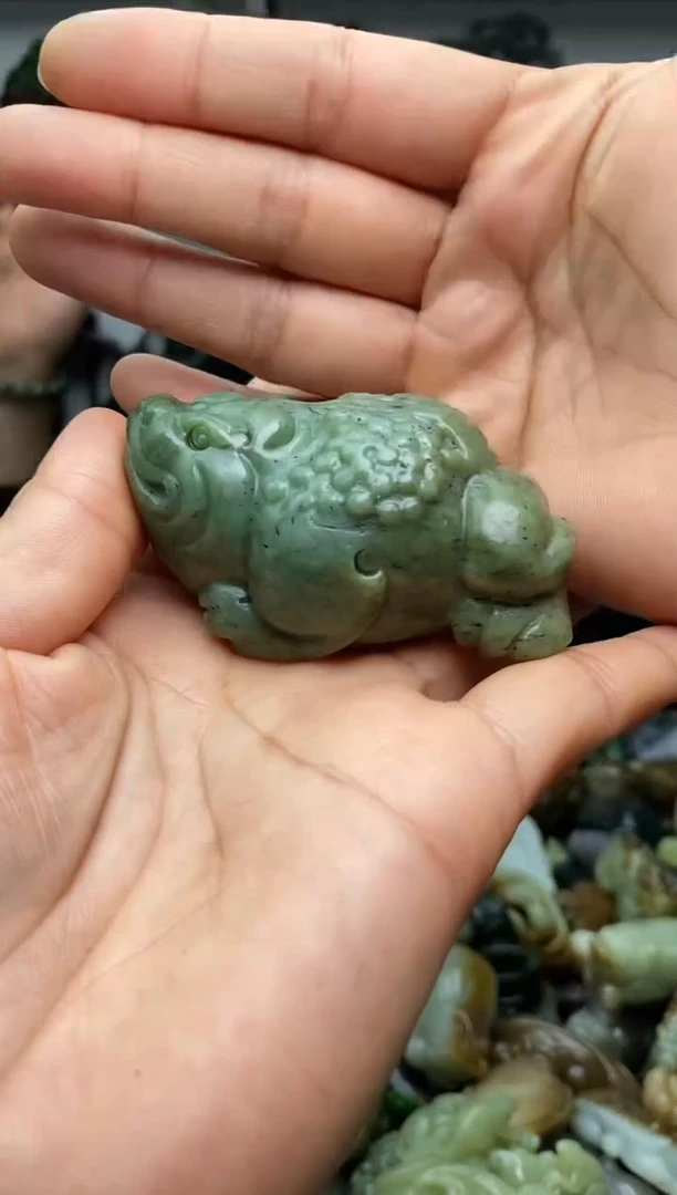 未镶嵌和田玉把件1