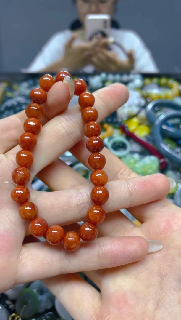 颈饰未镶嵌翡翠8MM/ Q /翡翠A货，一件也是批发价
