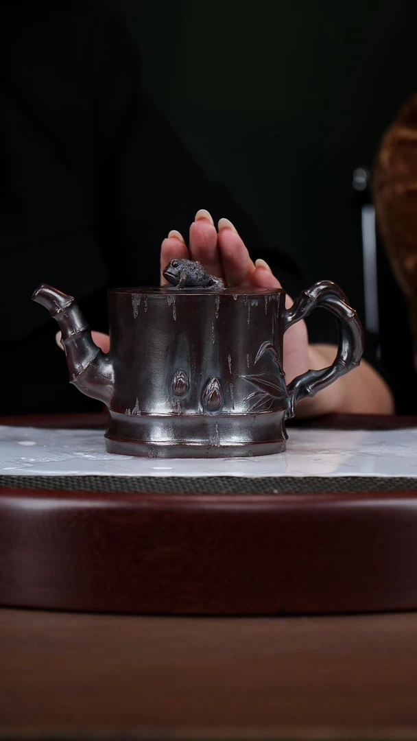 茶壶紫砂1666YLX竹报平安 龙山古乌泥280cc
