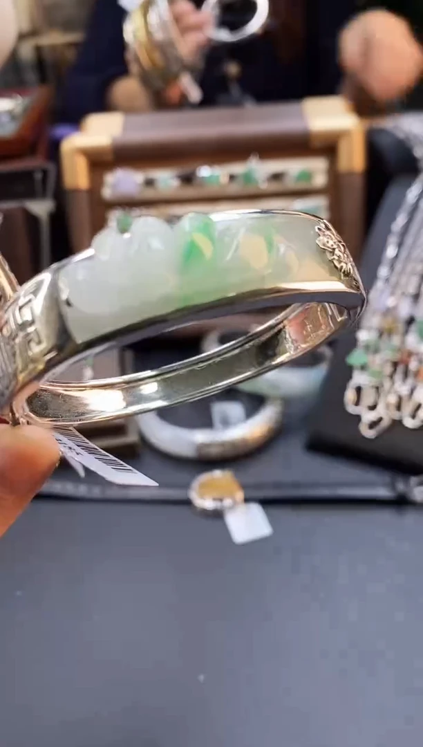 颈饰银S925镶嵌翡翠13185