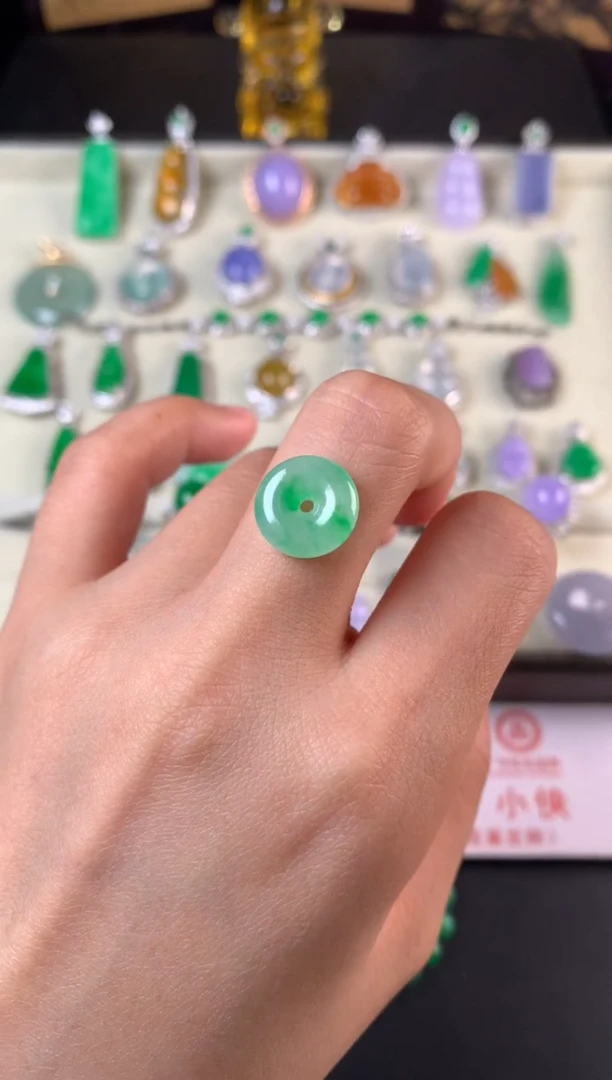 未镶嵌定制翡翠裸石（镶嵌定制）