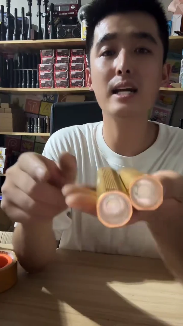 黄色长条合金手电不管好坏发2