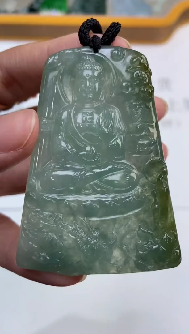 未镶嵌挂件翡翠370769    多人