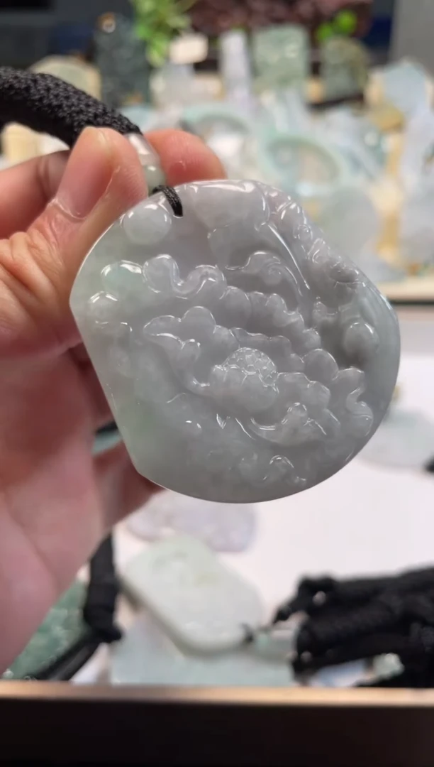 颈饰未镶嵌翡翠12/11/067