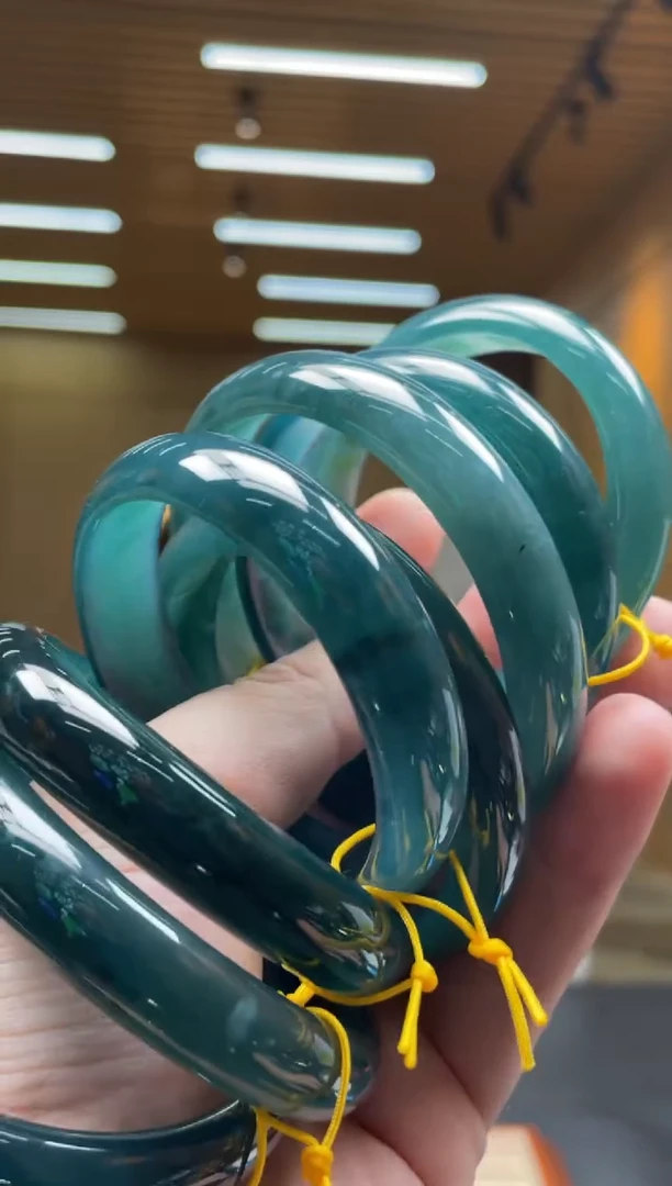 【闪购商品】定制翡翠未镶嵌多样性发货（只发一件）x25