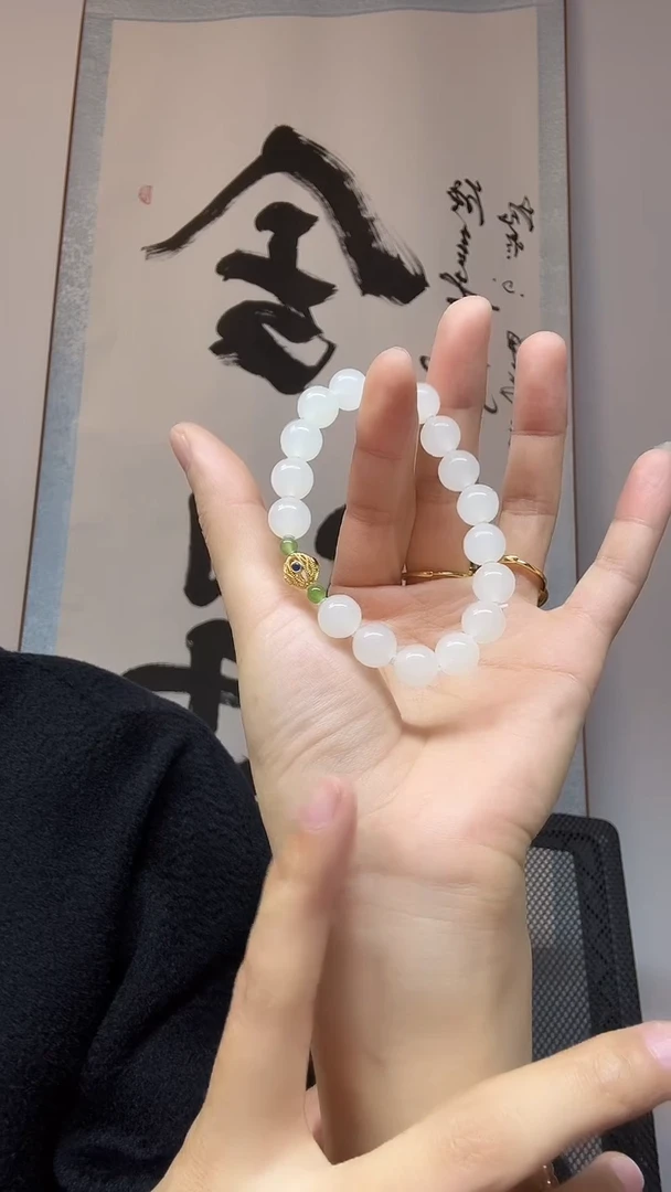 未镶嵌手串和田玉卡10