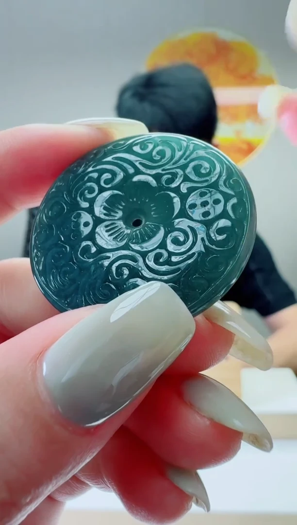 翡翠未镶嵌颈饰多样性随机发其一