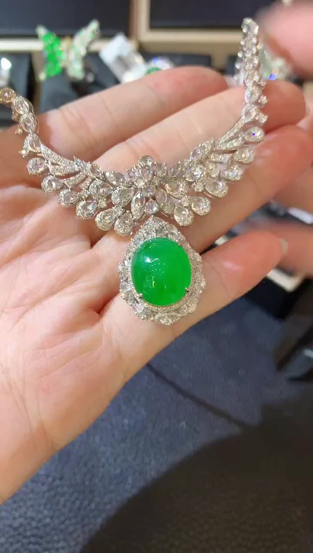 【闪购商品】翡翠套链18K金镶嵌F94 翡翠