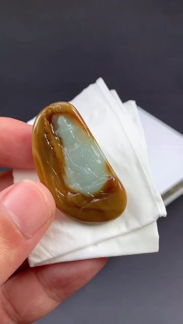 未镶嵌定制翡翠l*翡翠